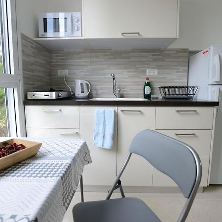 Olga Beach Apartment 28 ไฮฟา ภายนอก รูปภาพ