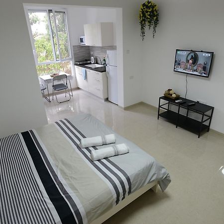 Olga Beach Apartment 28 ไฮฟา ภายนอก รูปภาพ