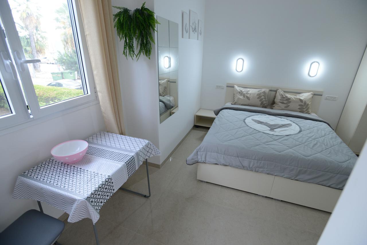 Olga Beach Apartment 28 ไฮฟา ภายนอก รูปภาพ