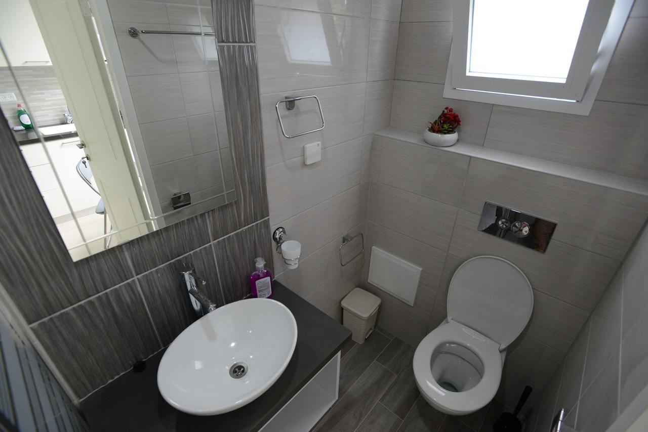 Olga Beach Apartment 28 ไฮฟา ภายนอก รูปภาพ